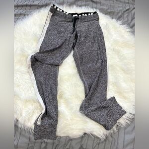 PINK Ultimate Jogger